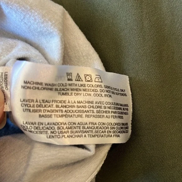 Greg Norman, long sleeve mock turtleneck, collar, lightweight, golf shirt​​​ - Picture 7 of 7